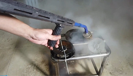 Пароочистка деталей двигателя