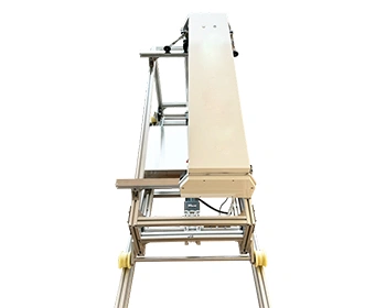 Автоматический робот для чистки солнечных панелей (рельсового типа)