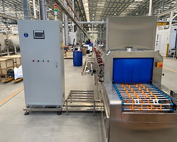 Автоматическая туннельная мойка для ящиков