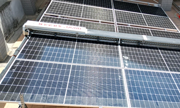 Обслуживание солнечных панелей